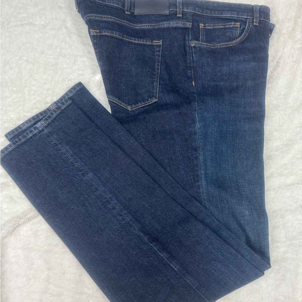 BOSS HUGO BOSS Regular fit Jeans in dark blue - Picture 9 of 10